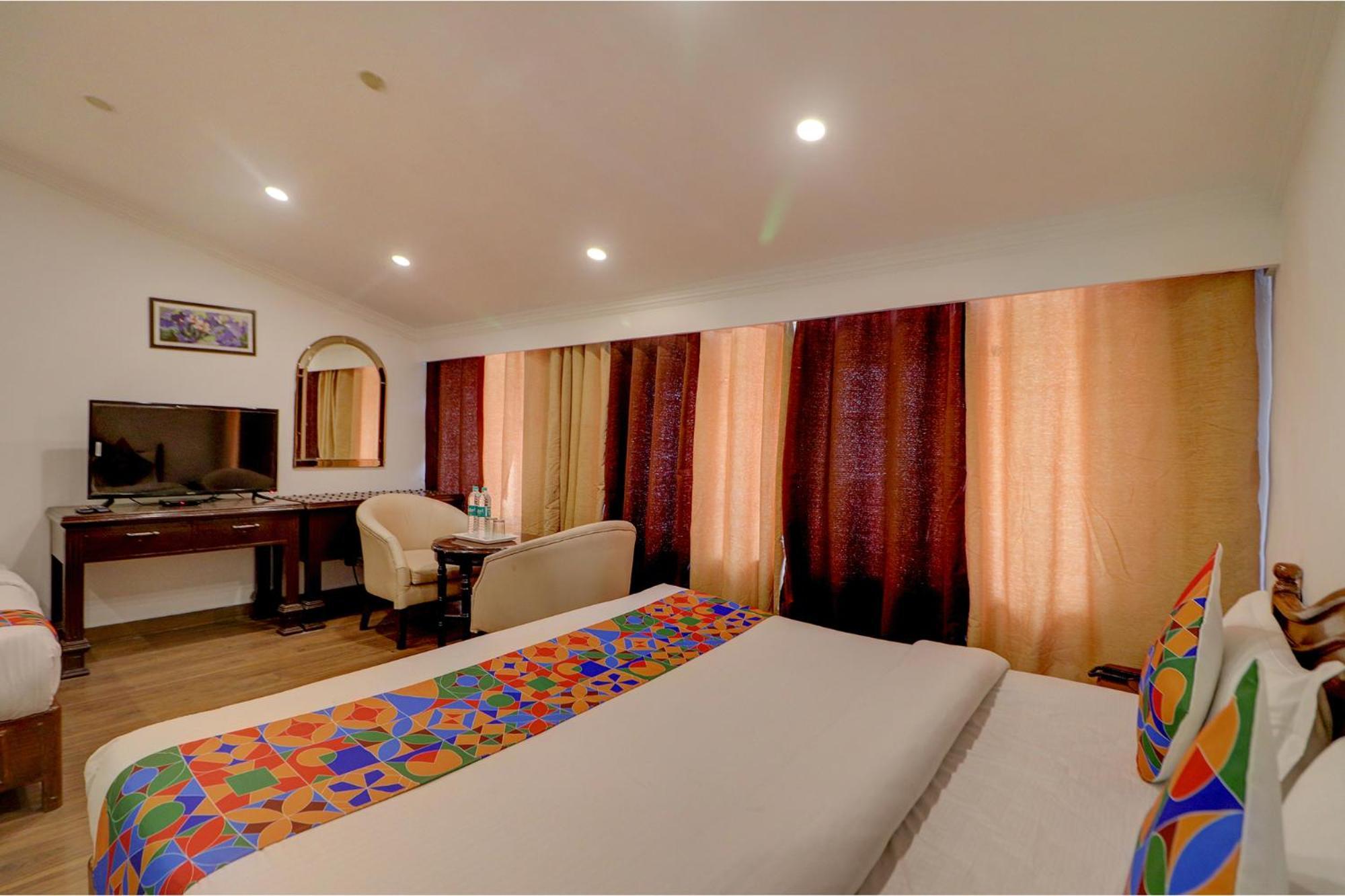 Fabhotel Sikka Royal Classic - Mall Road Mussoorie Exterior foto