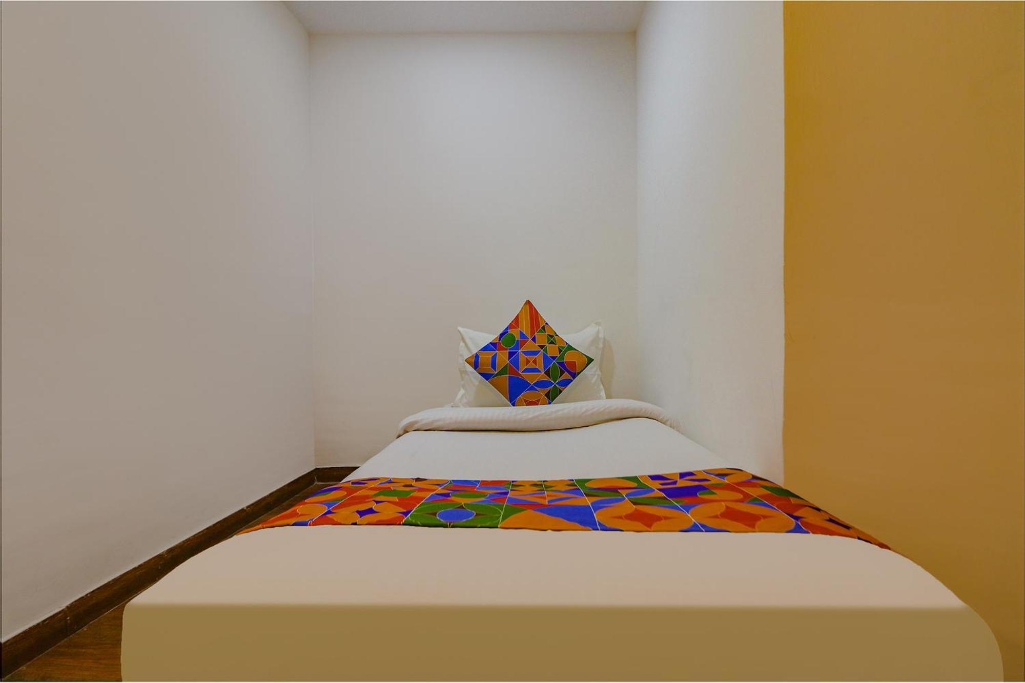 Fabhotel Sikka Royal Classic - Mall Road Mussoorie Exterior foto